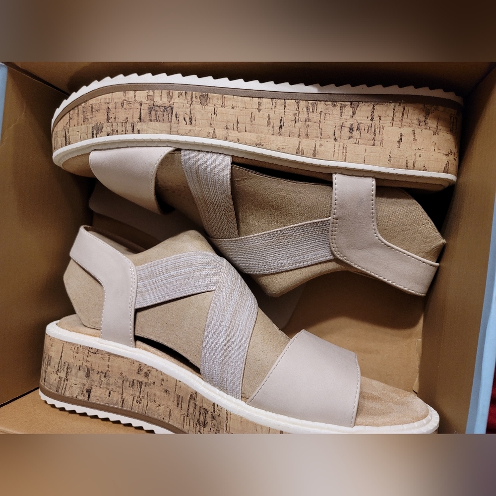 NIB LIFESTRIDE ULTIMATE WALKING SANDAL VELOCITY 2.0 TECHNOLOGY 10W ALMOND - Picture 8 of 12